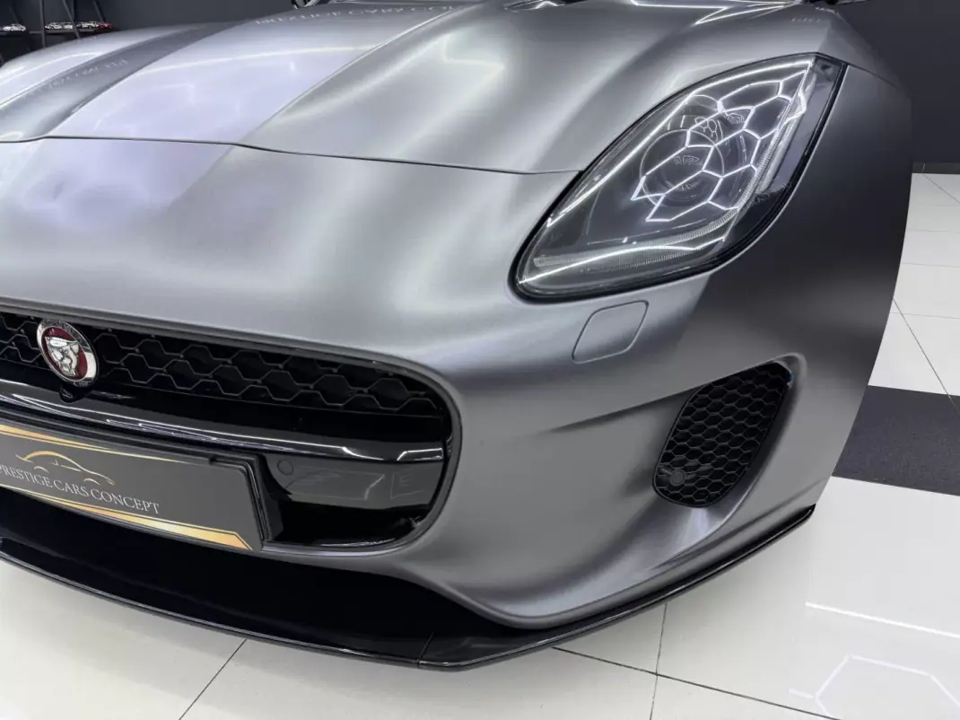 Jaguar F-Type 2018 - 48950 EUR, 57634 km - 57634km - foto 10 de 43