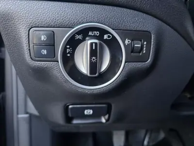 Mercedes-Benz CLA 180 2014 - 17990 EUR, 134000 km - AUTO.MOTO.pt - 134000km - foto 14 de 34