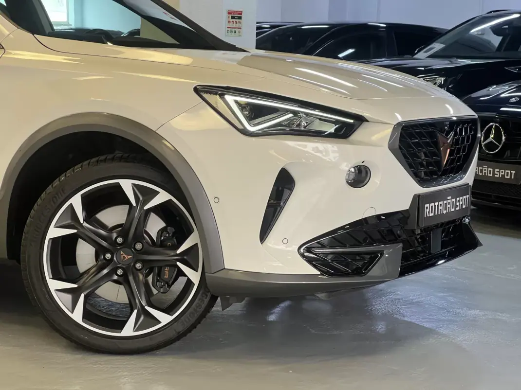 Cupra Formentor 2022 - 29990 EUR, 48000 km - AUTO.MOTO.pt - 48000km - foto 9 de 52