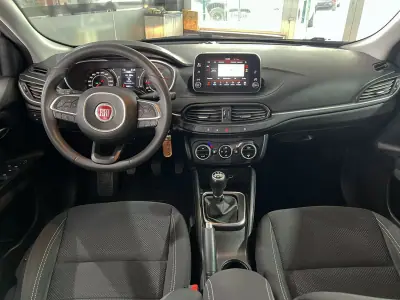 Fiat Tipo 2019 - 10800 EUR, 126458 km - AUTO.MOTO.pt - 126458km - foto 10 de 23