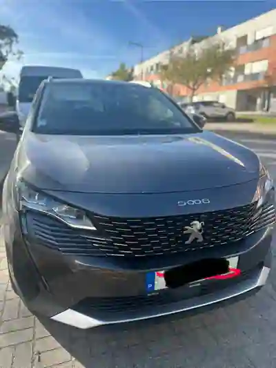 Peugeot 5008 2021 - 23500 EUR, 118300 km - 118300km - foto 1 de 7