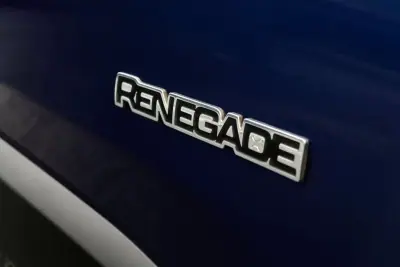 Jeep Renegade 2020 - 15999 EUR, 98800 km - AUTO.MOTO.pt - 98800km - foto 6 de 27