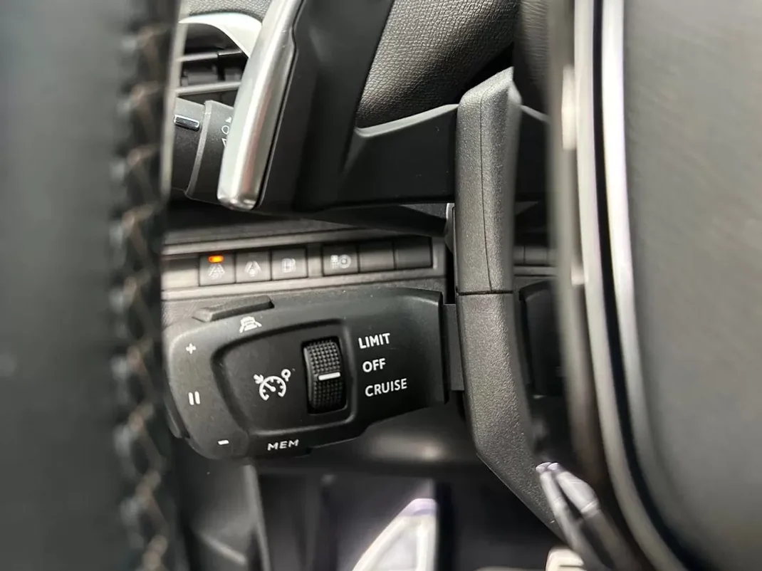 Peugeot 3008 2021 - 28800 EUR, 58000 km - AUTO.MOTO.pt - 58000km - foto 19 de 20