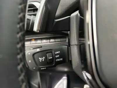 Peugeot 3008 2021 - 28800 EUR, 58000 km - AUTO.MOTO.pt - 58000km - foto 19 de 20