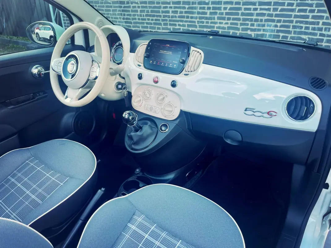 Fiat 500C 2018 - 11650 EUR, 108000 km - AUTO.MOTO.pt - 108000km - foto 2 de 17