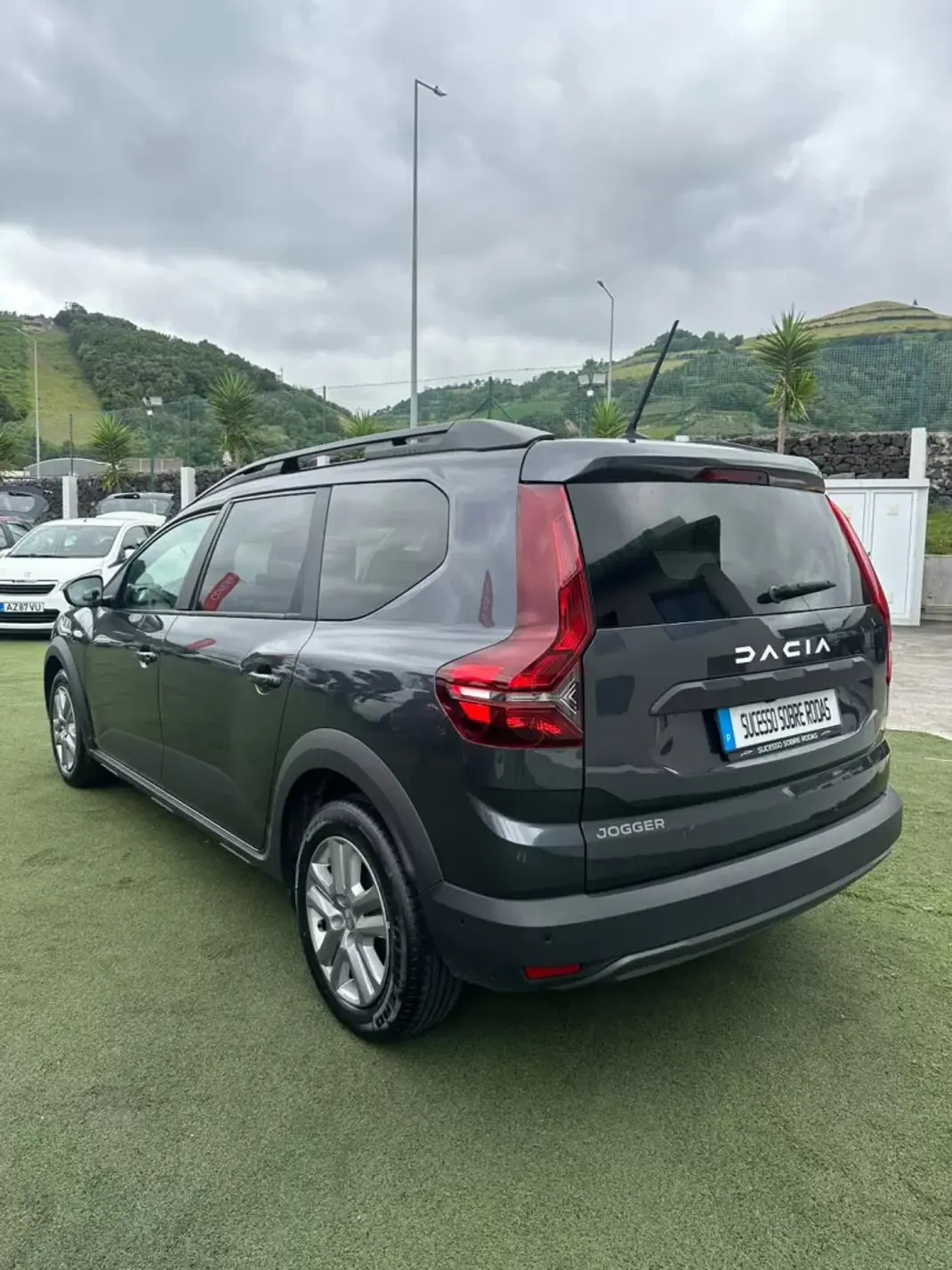 Dacia Jogger 2023 - 20990 EUR, 29799 km - 29799km - foto 8 de 15