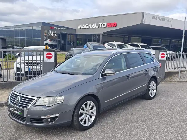 Volkswagen Passat 2008 - 8500 EUR, 223000 km - AUTO.MOTO.pt - 223000km - foto 4 de 17