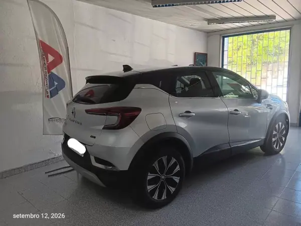 Renault Captur 2023 Hybrid (Petrol)