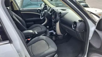 MINI Countryman 2014 - 11980 EUR, 124321 km - AUTO.MOTO.pt - 124321km - foto 28 de 43