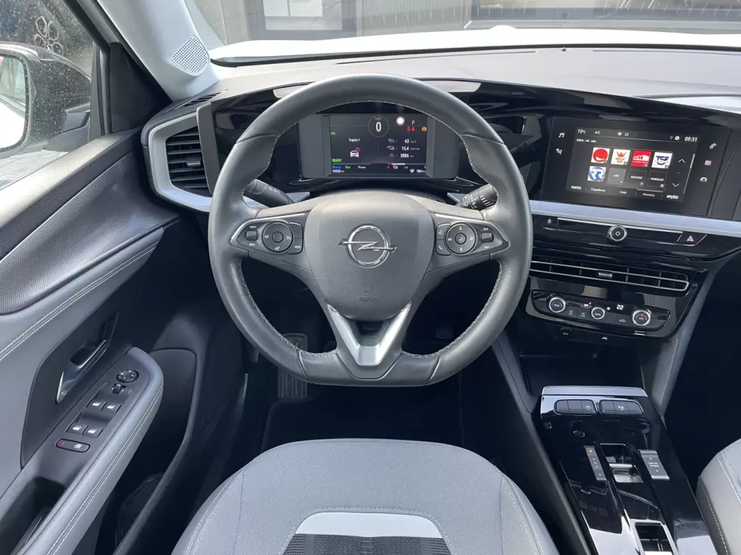 Opel Mokka-e 2023 - 20895 EUR, 14317 km - AUTO.MOTO.pt - 14317km - foto 4 de 40