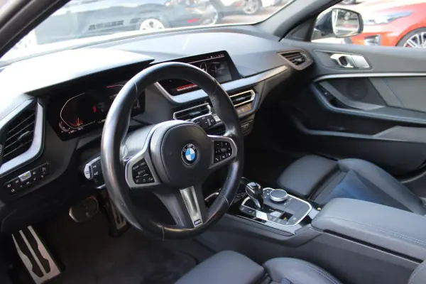 BMW 118 2020 - 21900 EUR, 127033 km - AUTO.MOTO.pt - 127033km - foto 7 de 18