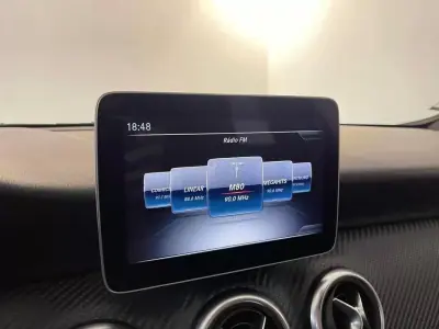 Mercedes-Benz A 180 2018 - 17750 EUR, 222000 km - AUTO.MOTO.pt - 222000km - foto 24 de 33