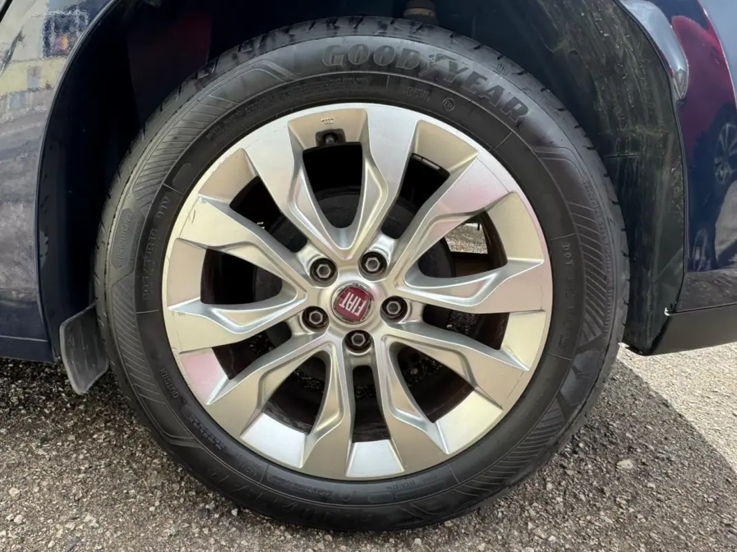 Fiat Tipo 2019 - 6999 EUR, 150000 km - AUTO.MOTO.pt - 150000km - foto 9 de 9