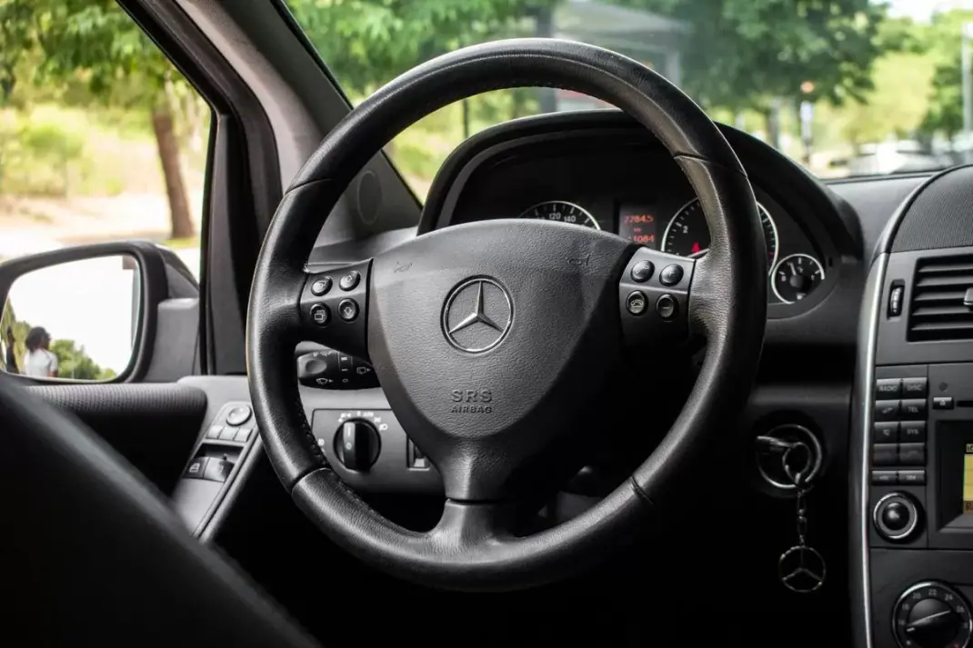 Mercedes-Benz A 160 2009 - 6890 EUR, 111084 km - AUTO.MOTO.pt - 111084km - foto 32 de 34