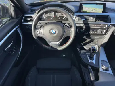 BMW 420 Gran Coupé 2018 - 24990 EUR, 235550 km - AUTO.MOTO.pt - 235550km - foto 10 de 23