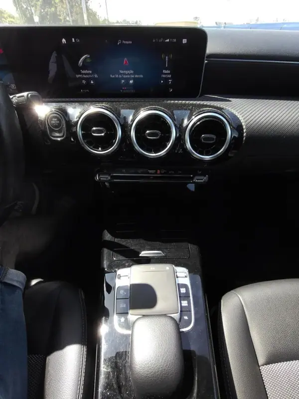 Mercedes-Benz CLA 180 2020 - 18989 EUR, 136000 km - AUTO.MOTO.pt - 136000km - foto 7 de 8