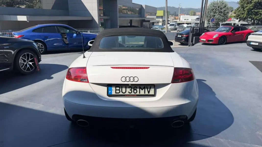 Audi TT Roadster 2007 - 15900 EUR, 130000 km - 130000km - foto 4 de 8