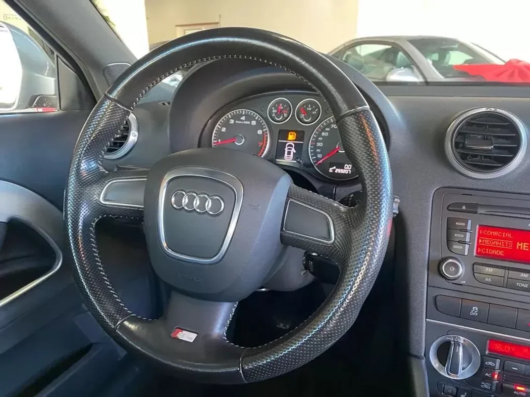 Audi A3 2010 - 12490 EUR, 259207 km - AUTO.MOTO.pt - 259207km - foto 22 de 33