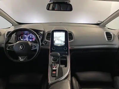 Renault Espace 2019 - 22500 EUR, 179000 km - AUTO.MOTO.pt - 179000km - foto 3 de 41