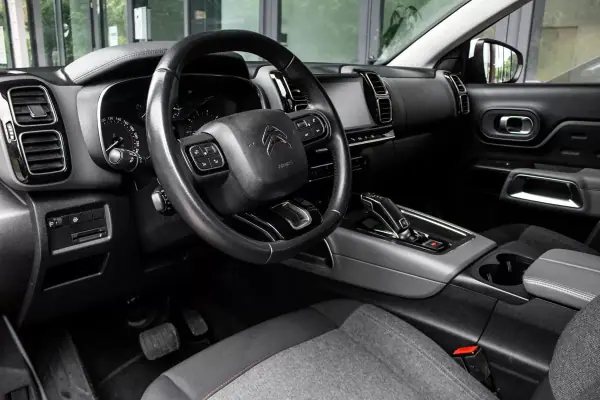 Citroën C5 Aircross 2019 - 10900 EUR, 262996 km - AUTO.MOTO.pt - 262996km - foto 25 de 41