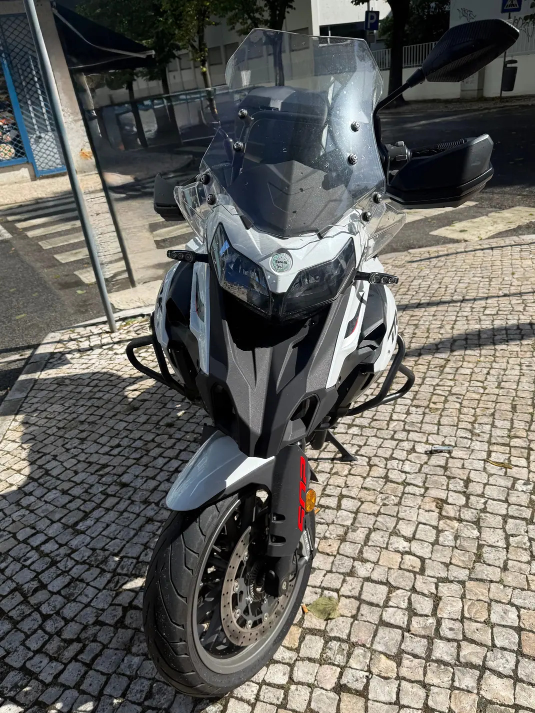Benelli TRK 502 2023 - 4500 EUR, 5753 km - 5753km - foto 5 de 11