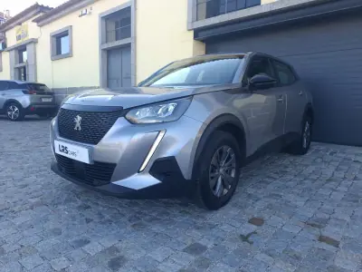 Peugeot 2008 2022 - 16490 EUR, 88812 km - AUTO.MOTO.pt - 88812km - foto 3 de 18