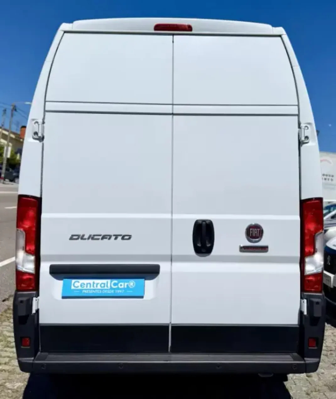 Fiat Ducato 2.2 M-Jet L3H3 140Cv | IVA DEDUTÍVEL 2023 - 28950 EUR, 33000 km - AUTO.MOTO.pt - 33000km - foto 8 de 22