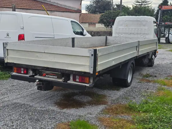 Toyota DYNA 150 2007 - 15999 EUR, 299000 km - 299000km - foto 4 de 7