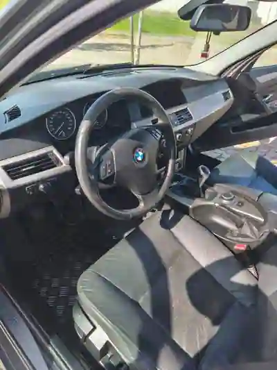 BMW 520 2008 - 7450 EUR, 289000 km - 289000km - foto 2 de 9