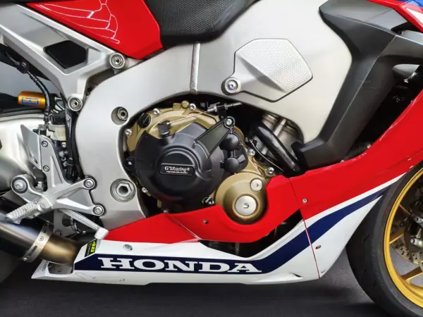 Honda CBR 1000RR 2017 - 15250 EUR, 17000 km - AUTO.MOTO.pt - 17000km - foto 15 de 32