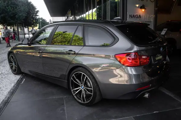 BMW 320 D Efficient Dynamics Edition 2014 Diesel