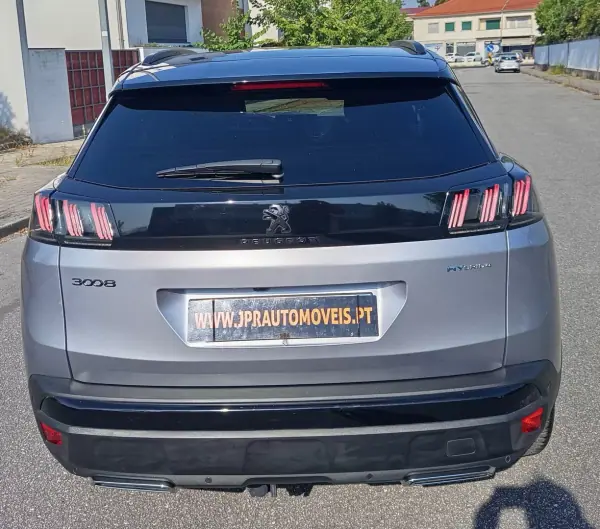 Peugeot 3008 2021 - 23990 EUR, 70700 km - 70700km - foto 9 de 26