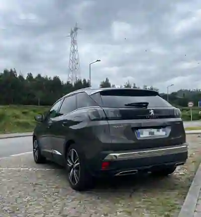 Peugeot 3008 2022 - 26000 EUR, 89000 km - AUTO.MOTO.pt - 89000km - foto 3 de 15