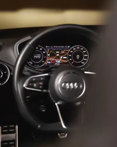 Audi TT Roadster 2018 - 24990 EUR, 136000 km - AUTO.MOTO.pt - 136000km - foto 18 de 23