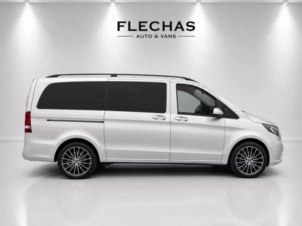 Mercedes-Benz Vito Tourer 2020 - 42500 EUR, 105000 km - AUTO.MOTO.pt - 105000km - foto 2 de 14