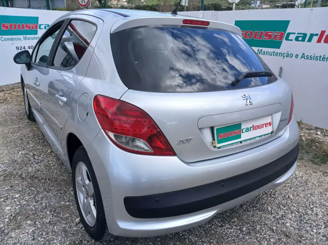 Peugeot 207 2012 - 5250 EUR, 180948 km - AUTO.MOTO.pt - 180948km - foto 13 de 28
