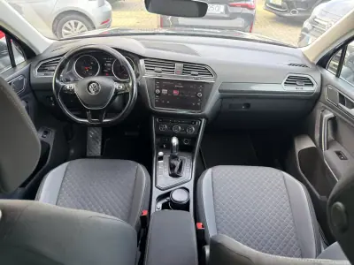 Volkswagen Tiguan 2017 - 19990 EUR, 165504 km - AUTO.MOTO.pt - 165504km - foto 11 de 21