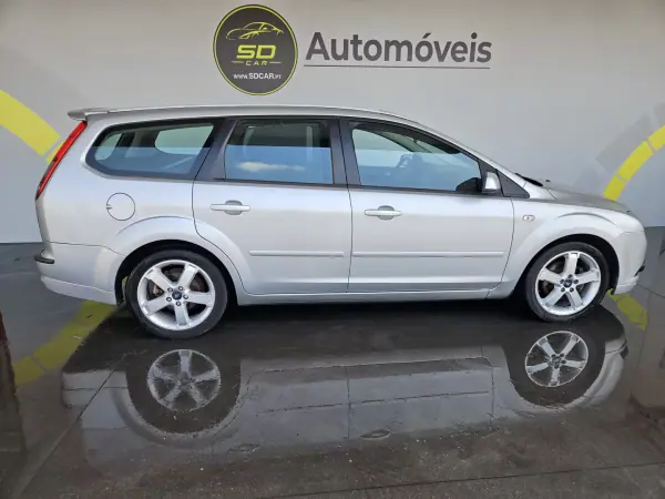 Ford Focus SW 2007 - 3750 EUR, 215000 km - 215000km - foto 3 de 8