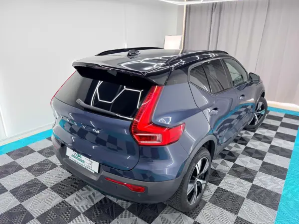 Volvo XC 40 2021 - 25000 EUR, 159000 km - AUTO.MOTO.pt - 159000km - foto 8 de 21
