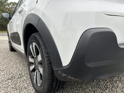 Citroën C3 2018 - 11750 EUR, 72750 km - AUTO.MOTO.pt - 72750km - foto 13 de 14