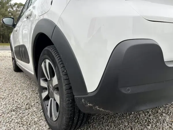 Citroën C3 2018 - 11750 EUR, 72750 km - AUTO.MOTO.pt - 72750km - foto 13 de 14