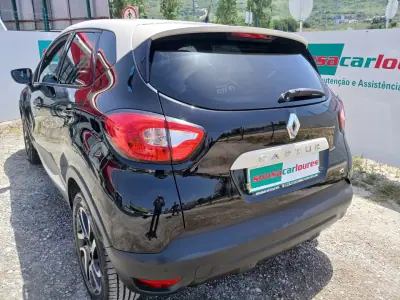 Renault Captur 2013 - 9950 EUR, 157174 km - AUTO.MOTO.pt - 157174km - foto 12 de 25