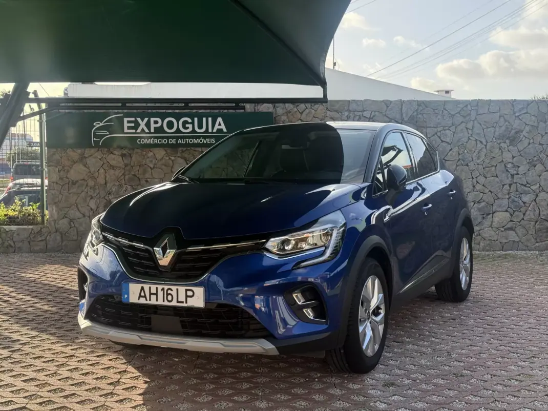 Renault Captur 2021 - 17900 EUR, 56795 km - AUTO.MOTO.pt - 56795km - foto 1 de 18