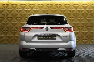 Renault Mégane Sport Tourer 2020 - 16790 EUR, 137000 km - AUTO.MOTO.pt - 137000km - foto 17 de 37