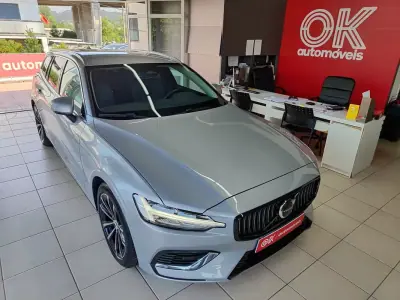 Volvo V60 2024 - 36500 EUR, 69000 km - AUTO.MOTO.pt - 69000km - foto 2 de 35