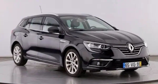 Renault Mégane Sport Tourer 2017 - 12499 EUR, 112021 km - AUTO.MOTO.pt - 112021km - foto 2 de 15
