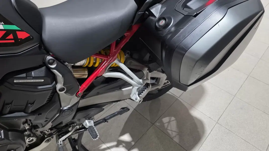 Ducati Multistrada 1260 Enduro 2022 - 19500 EUR, 31714 km - AUTO.MOTO.pt - 31714km - foto 23 de 28