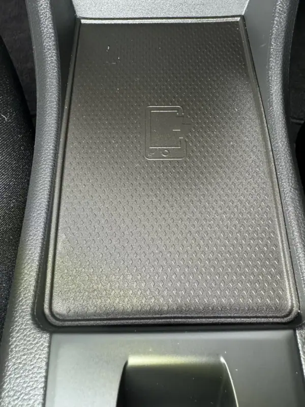 Renault Zoe 2020 - 25500 EUR, 30800 km - AUTO.MOTO.pt - 30800km - foto 23 de 34