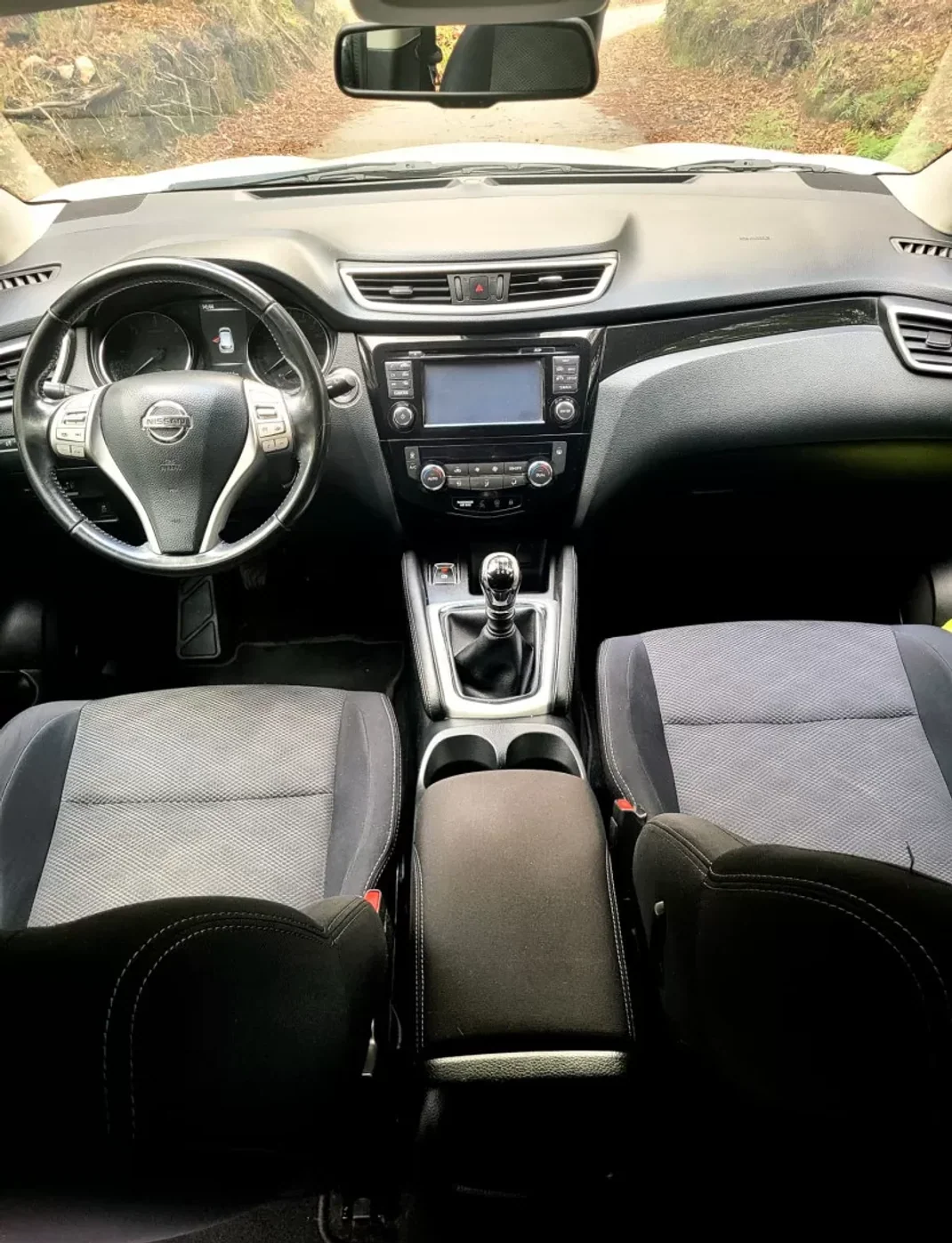 Nissan Qashqai 2016 - 15990 EUR, 153000 km - AUTO.MOTO.pt - 153000km - foto 15 de 24