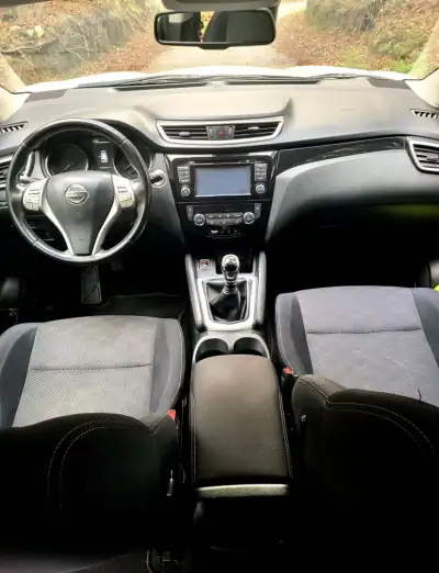 Nissan Qashqai 2016 - 15990 EUR, 153000 km - AUTO.MOTO.pt - 153000km - foto 15 de 24